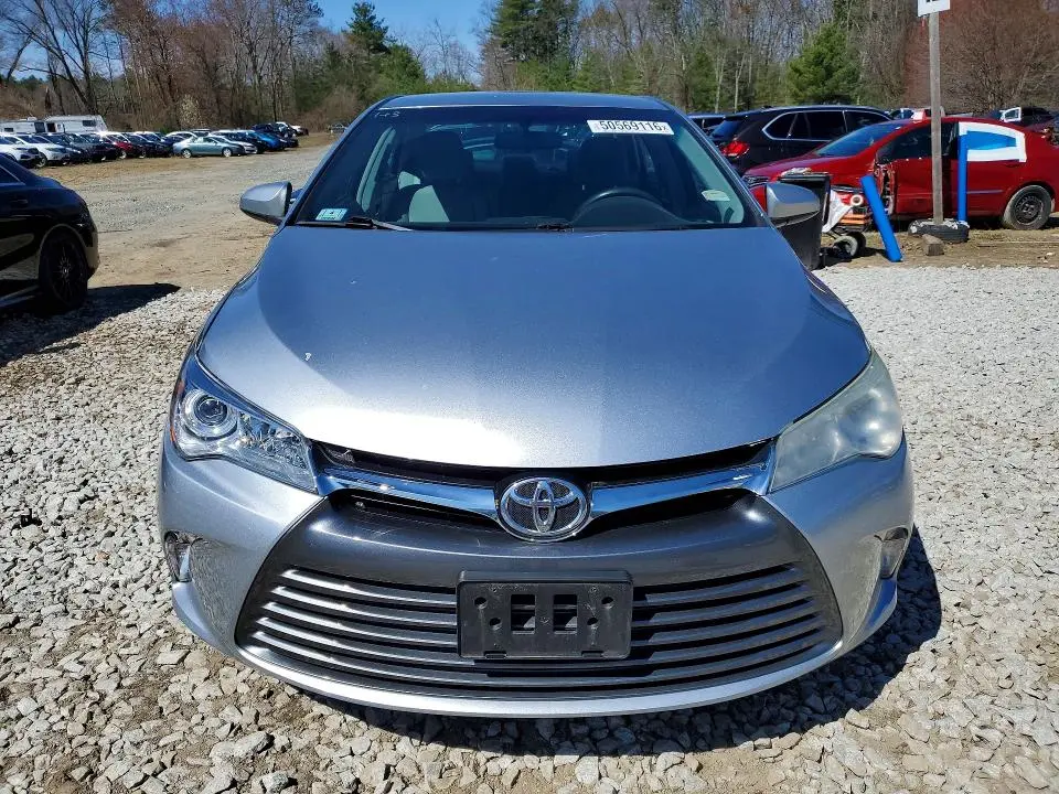 2017 TOYOTA CAMRY LE  