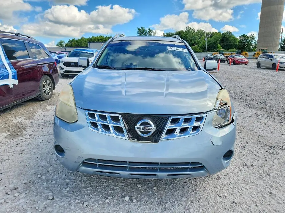 2013 NISSAN ROGUE S  