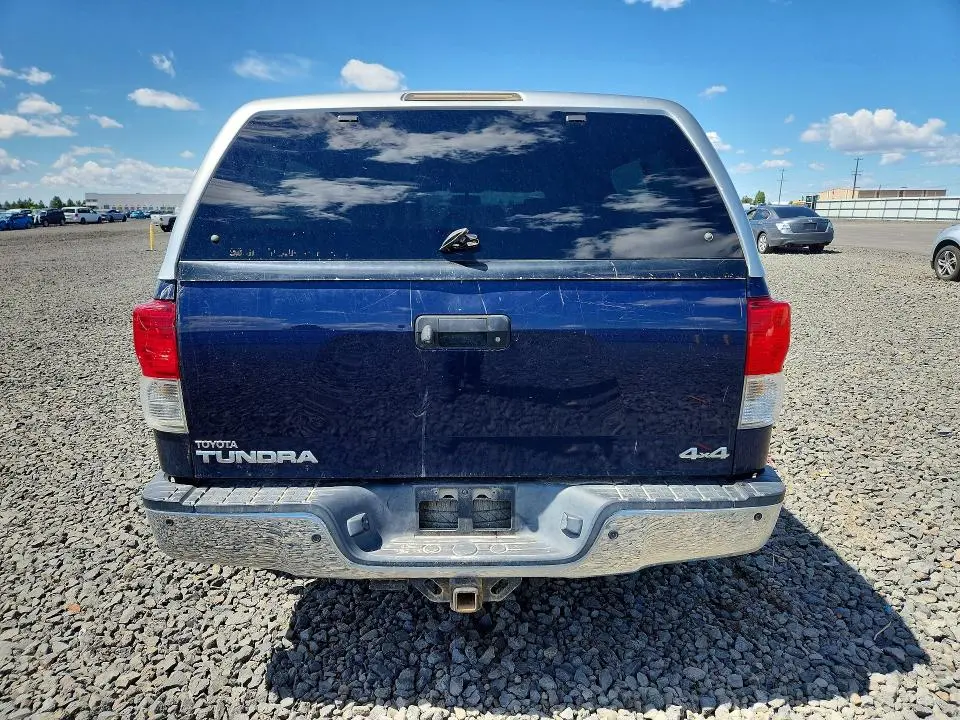 2010 TOYOTA TUNDRA CREWMAX SR5  