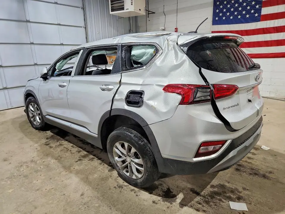 2019 HYUNDAI SANTA FE SE  