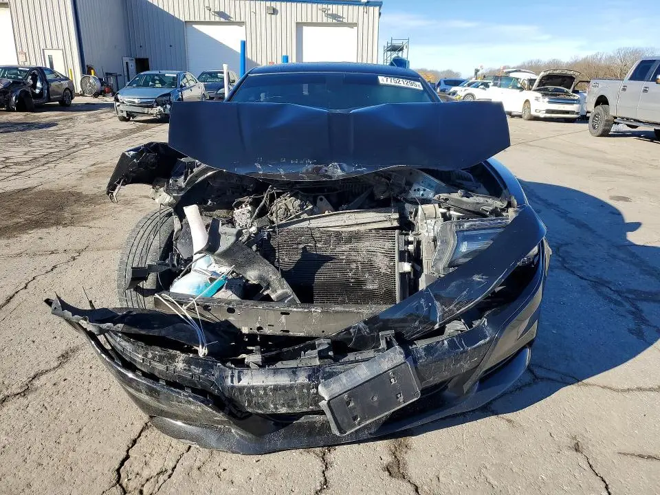 2016 DODGE CHARGER SE  