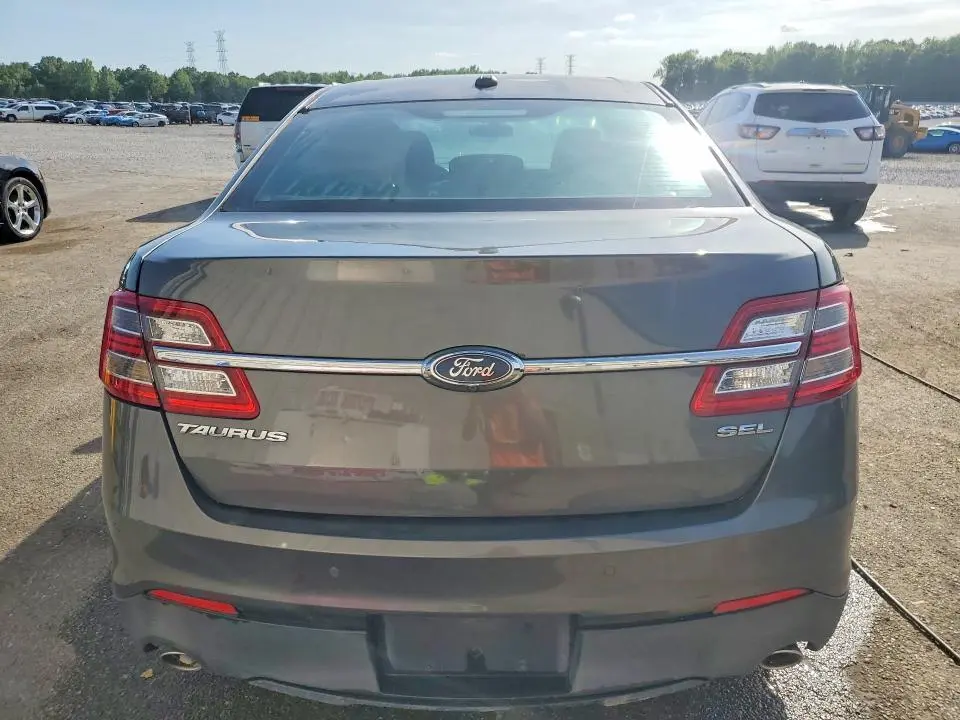 2017 FORD TAURUS SEL  