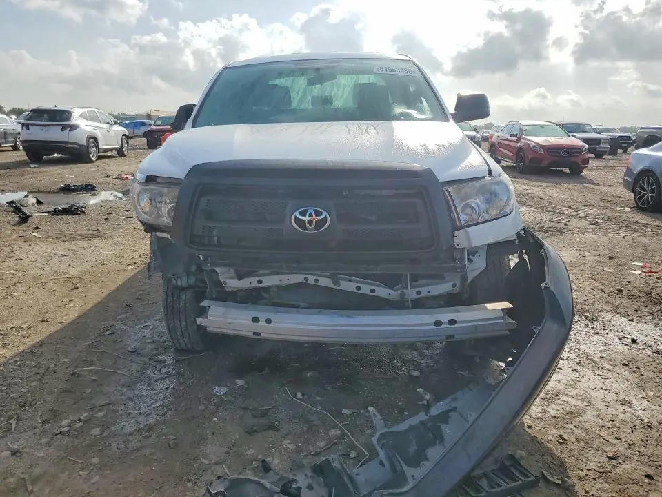 2013 TOYOTA TUNDRA DOUBLE CAB SR5  
