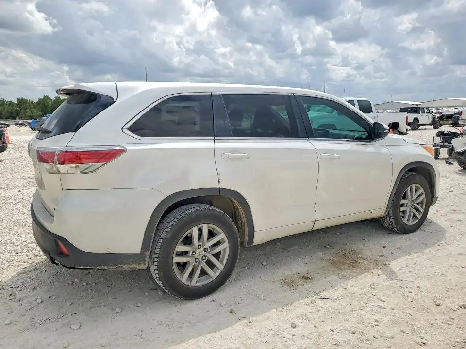 2014 TOYOTA HIGHLANDER LE  