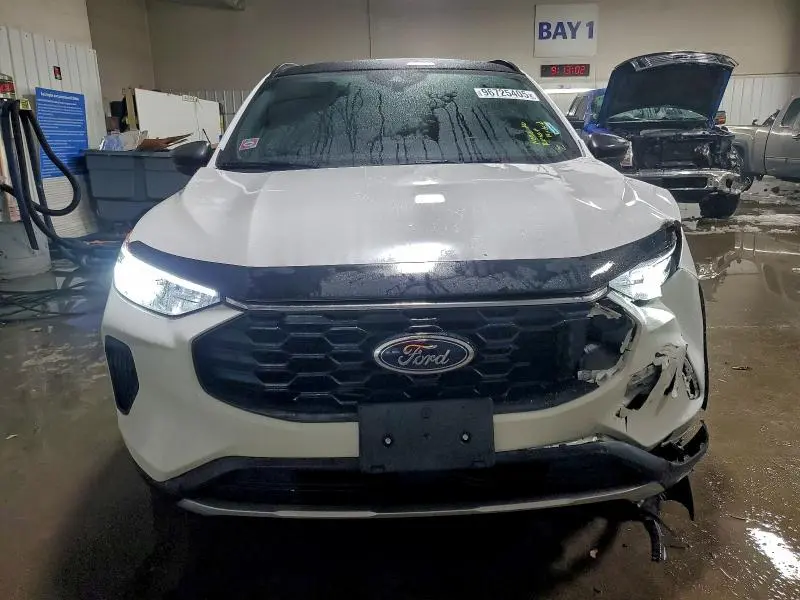 2025 FORD ESCAPE ST LINE  