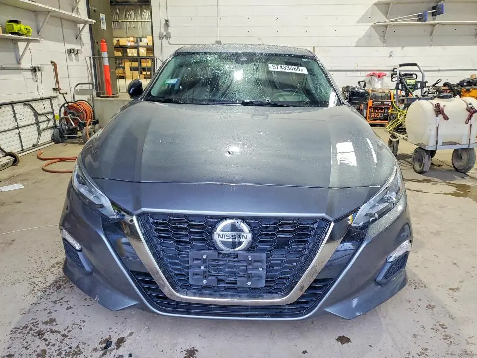 2020 NISSAN ALTIMA SR  
