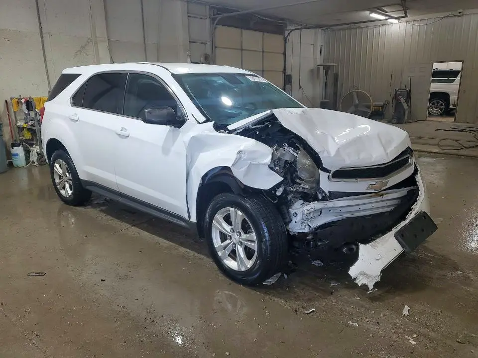 2013 CHEVROLET EQUINOX LS  