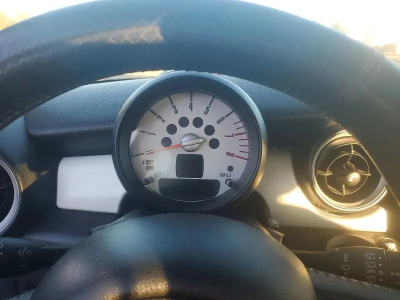 2013 MINI COOPER   