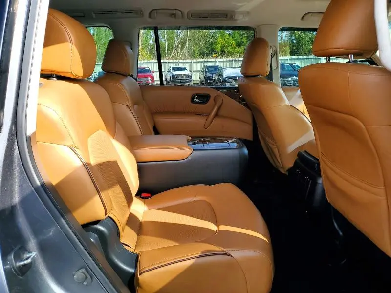 2017 INFINITI QX80 BASE  