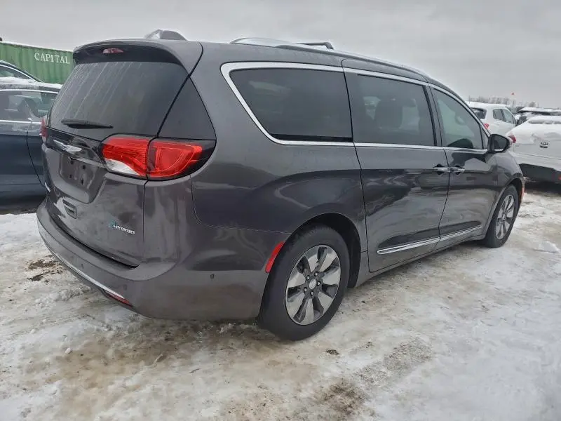 2017 CHRYSLER PACIFICA EHYBRID PLATINUM  