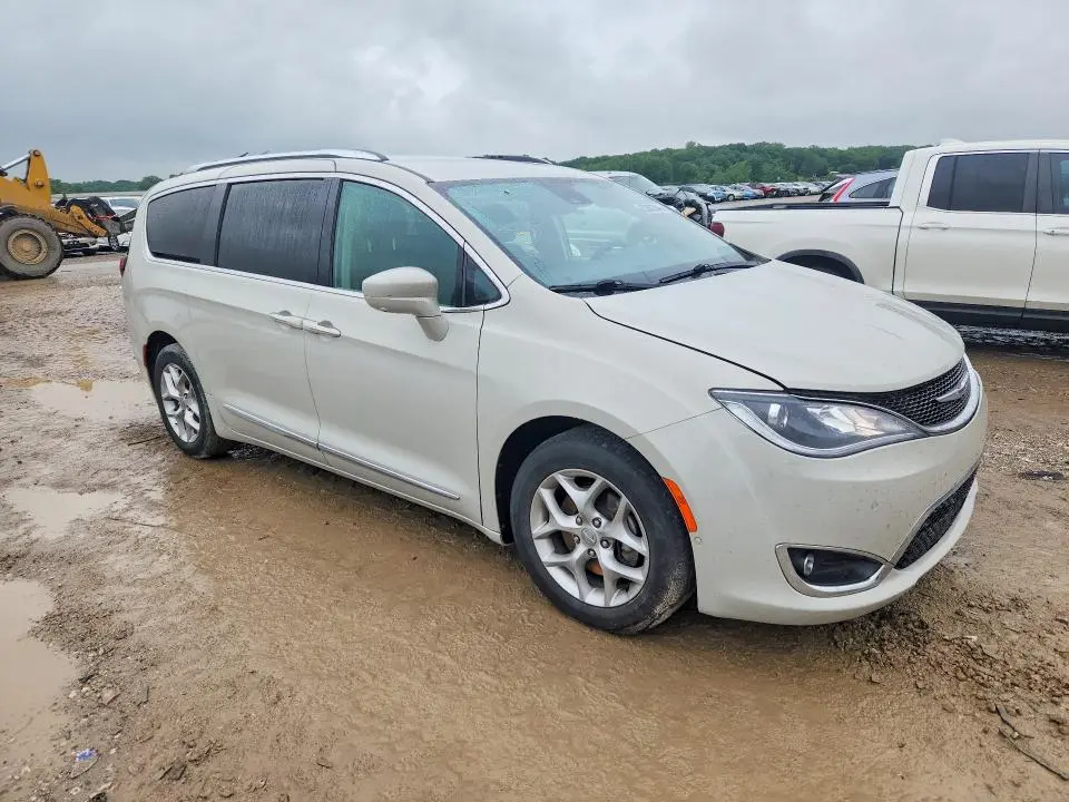 2019 CHRYSLER PACIFICA TOURING L PLUS  