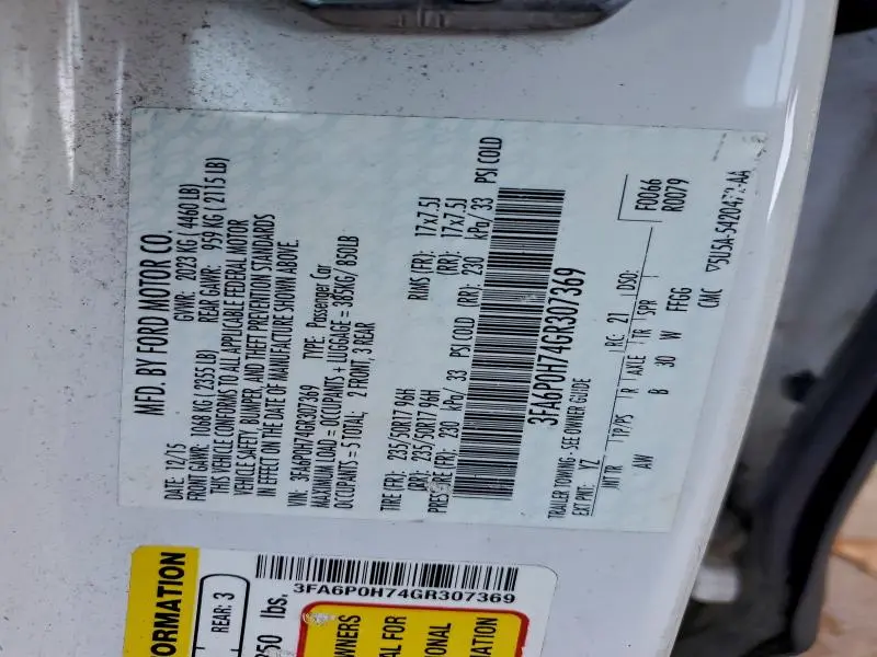 2016 FORD FUSION SE  