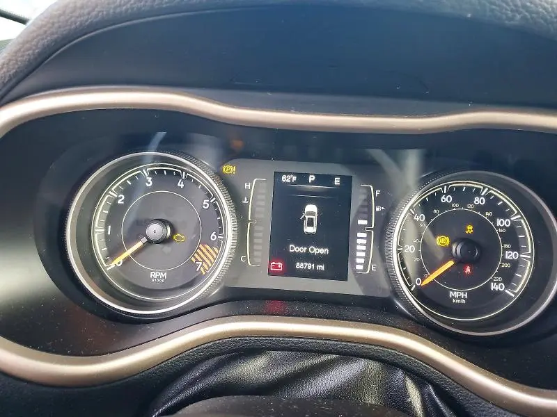 2015 JEEP CHEROKEE SPORT  