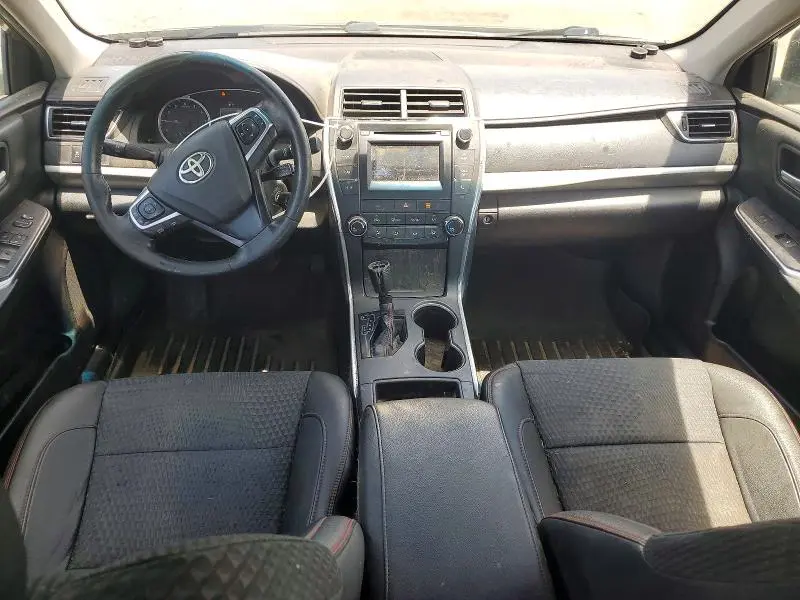 2015 TOYOTA CAMRY SE  