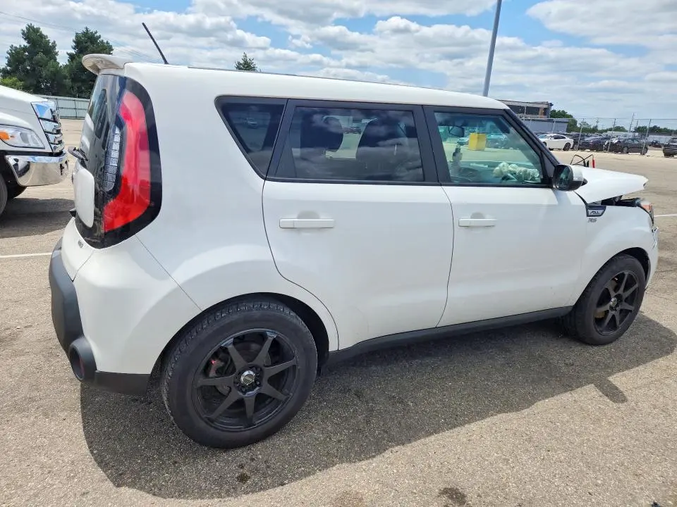 2014 KIA SOUL +  