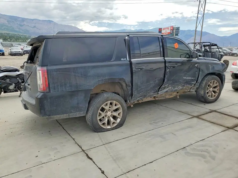 2015 GMC YUKON XL K1500 SLE  