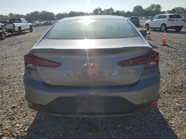 2019 HYUNDAI ELANTRA SE  
