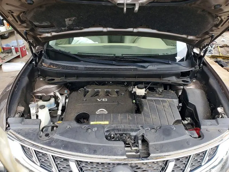 2013 NISSAN MURANO S  