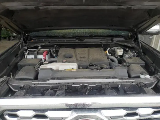 2023 TOYOTA TUNDRA CREWMAX PLATINUM  