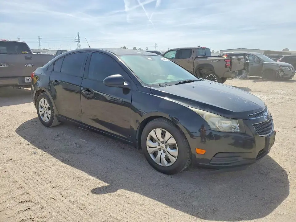 2014 CHEVROLET CRUZE LS  