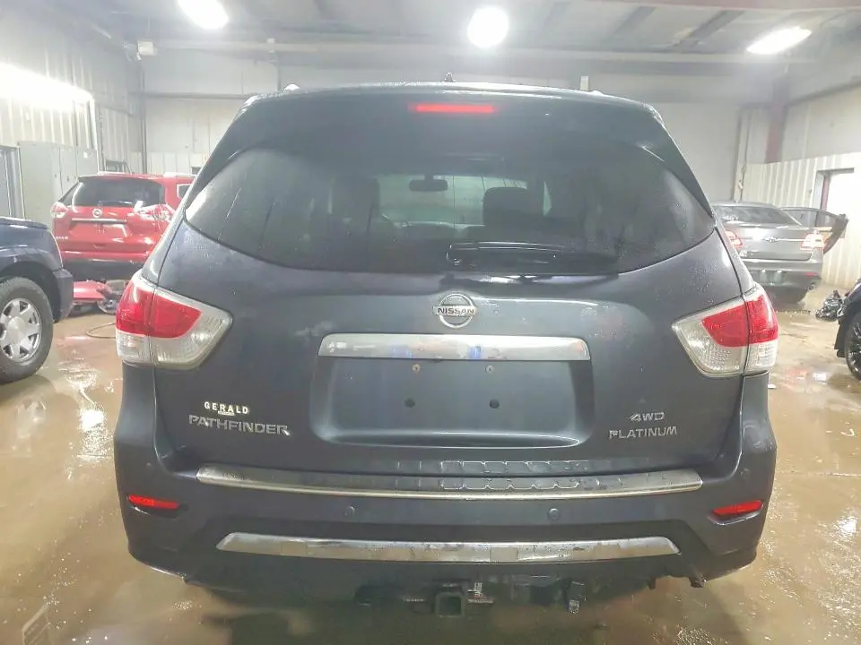 2013 NISSAN PATHFINDER S  