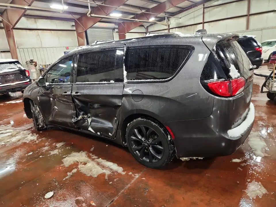 2018 CHRYSLER PACIFICA TOURING L PLUS  