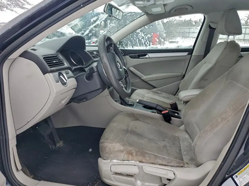 2017 VOLKSWAGEN PASSAT S  