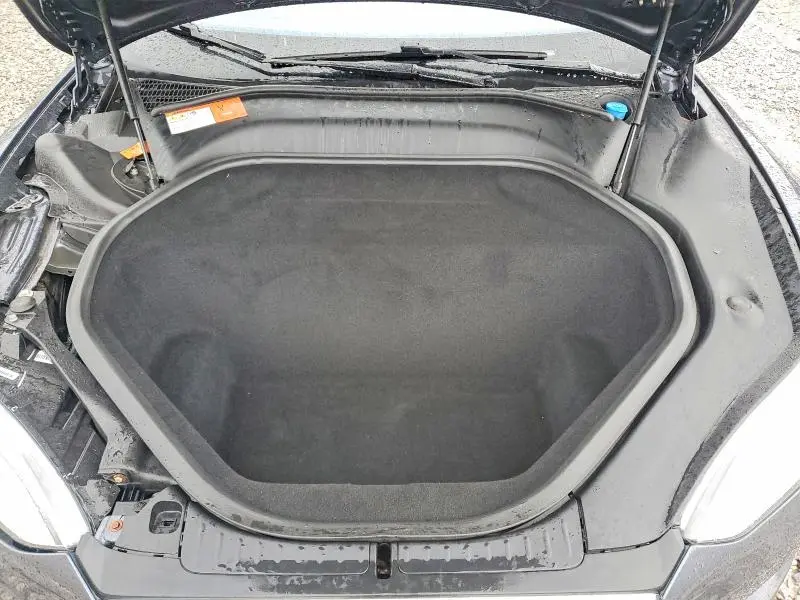 2015 TESLA MODEL S 85D  