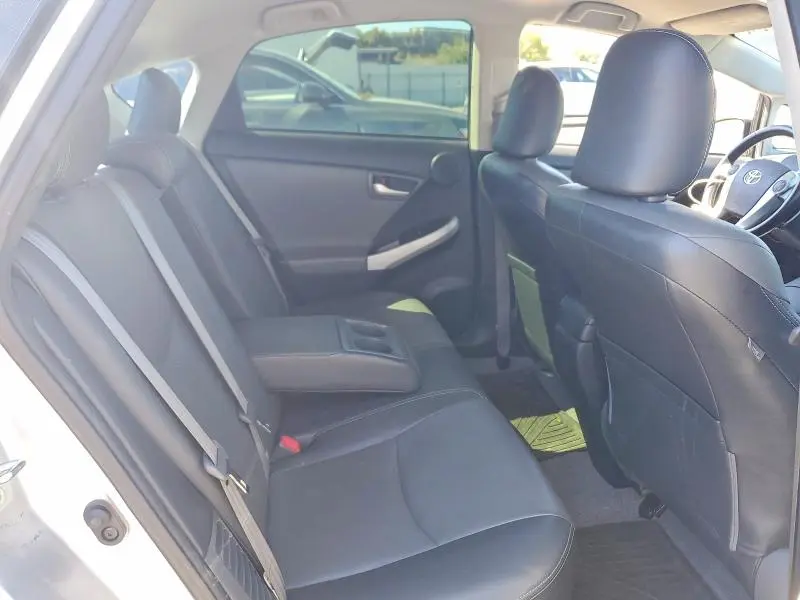 2013 TOYOTA PRIUS FIVE  