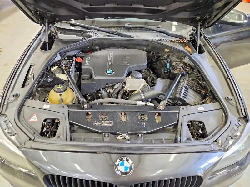 2015 BMW 528 XI  