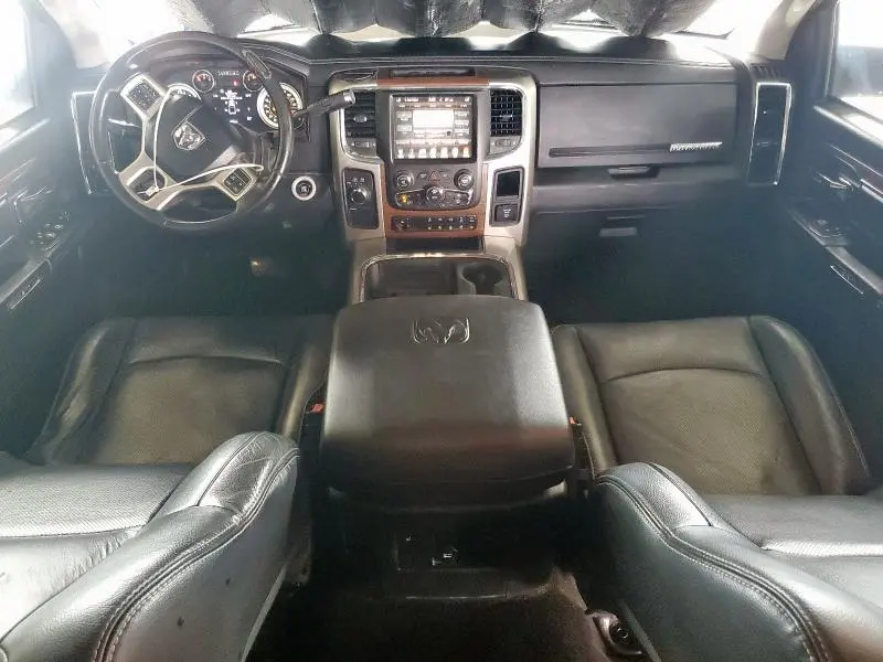 2016 RAM 2500 LARAMIE  
