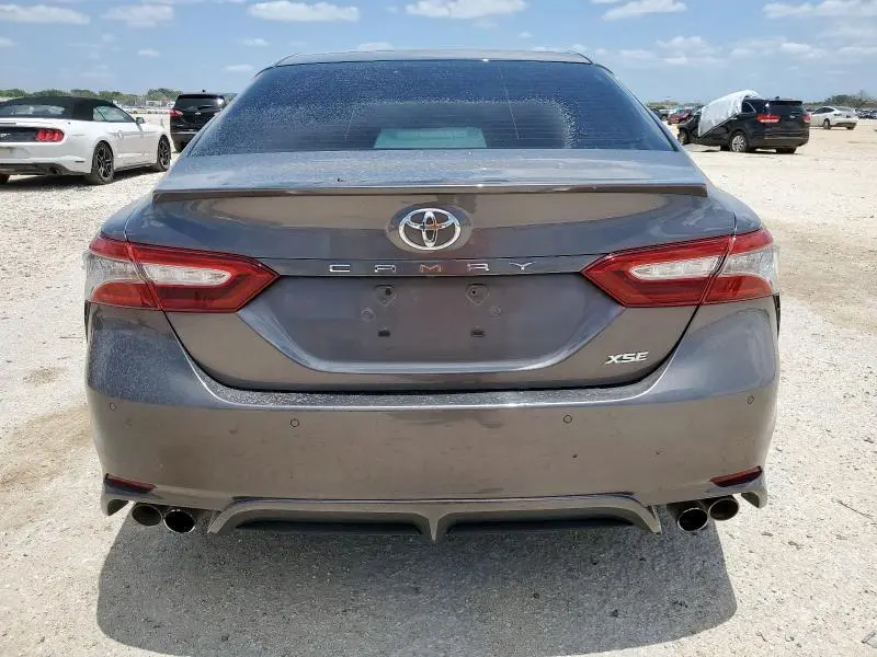 2018 TOYOTA CAMRY XSE