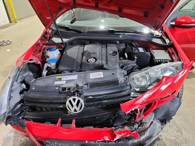 2014 VOLKSWAGEN GOLF   