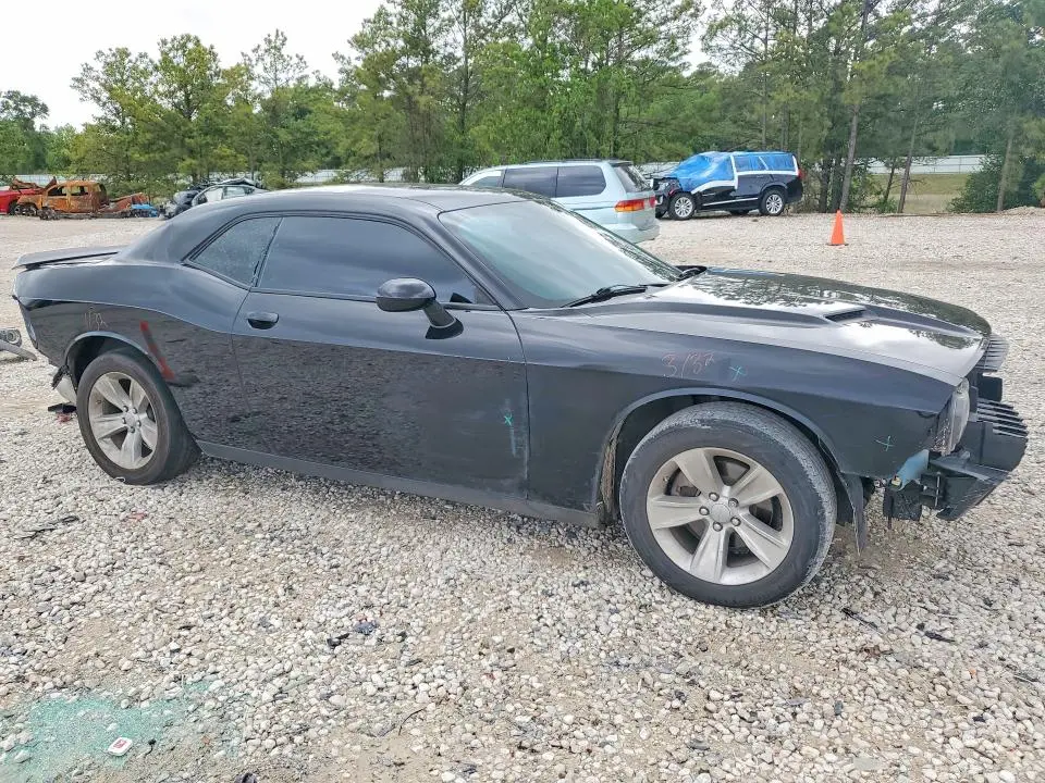 2023 DODGE CHALLENGER SXT  