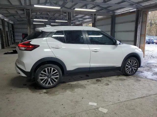 2022 NISSAN KICKS SV  