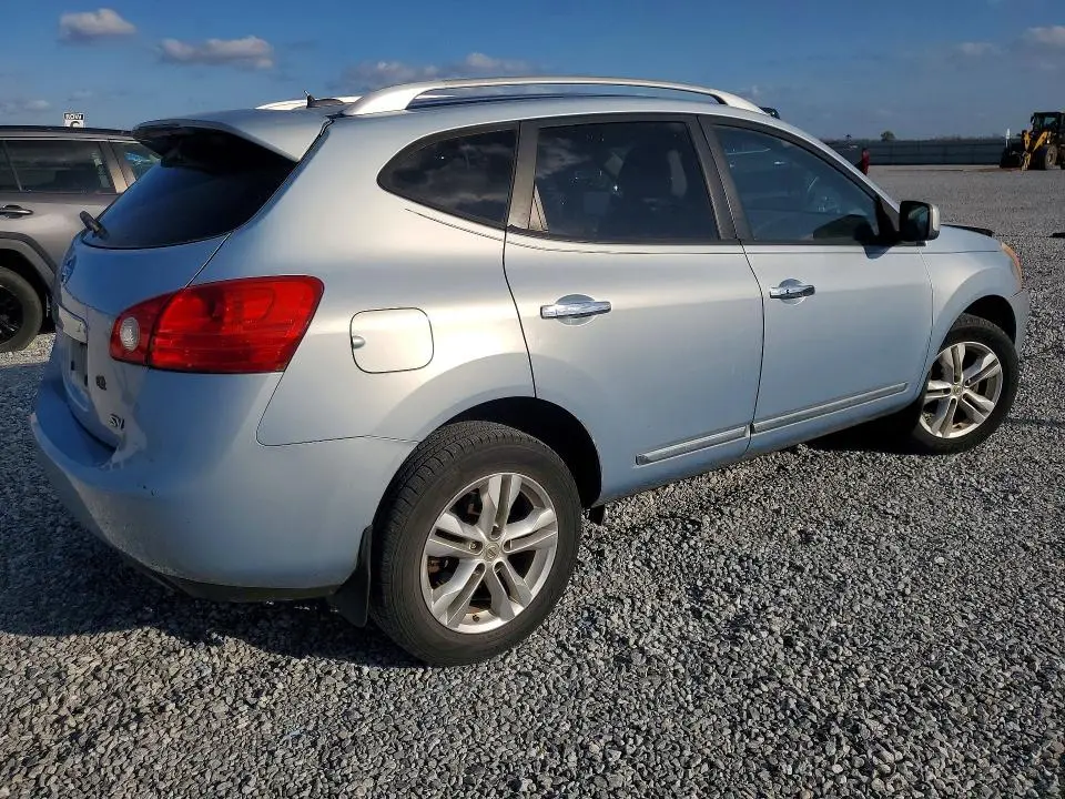 2013 NISSAN ROGUE S  
