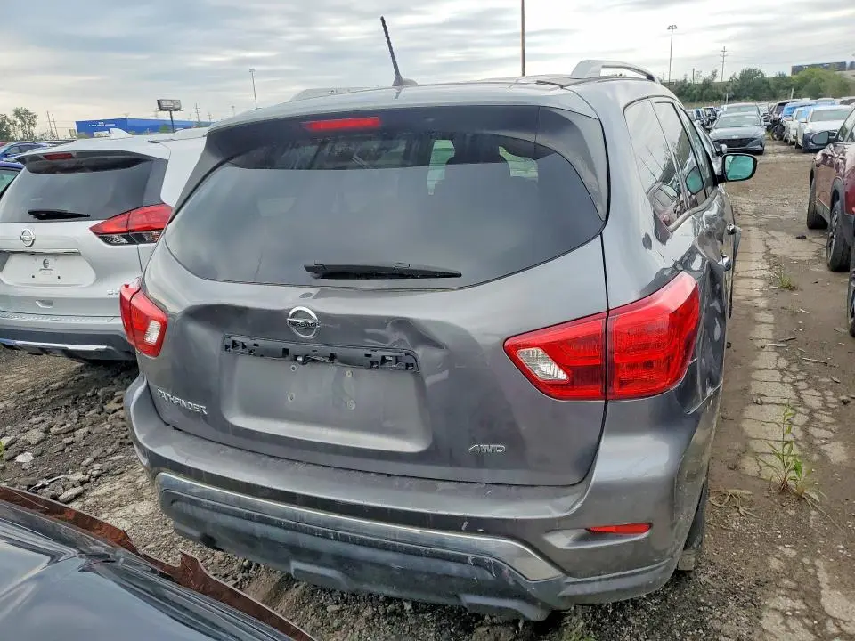 2017 NISSAN PATHFINDER S  