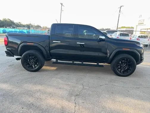 2024 GMC CANYON DENALI  
