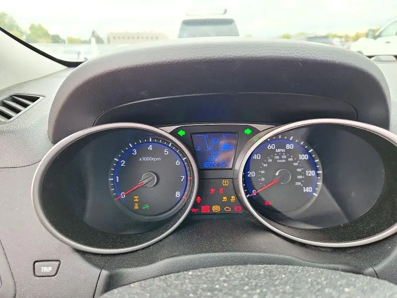 2012 HYUNDAI TUCSON GLS  