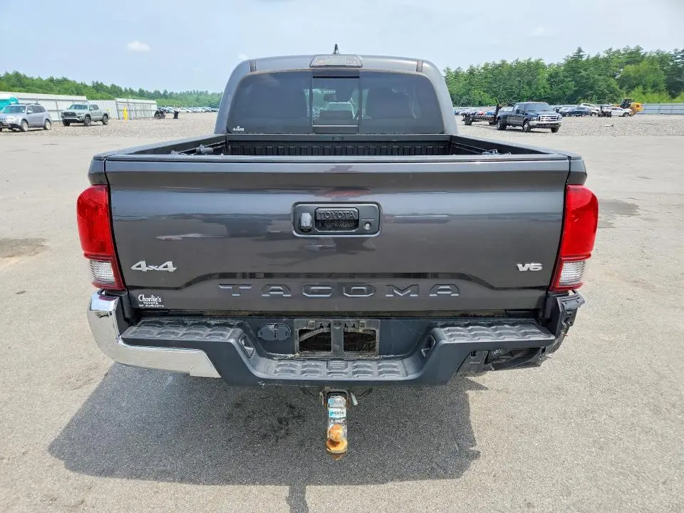 2019 TOYOTA TACOMA SR5 V6  