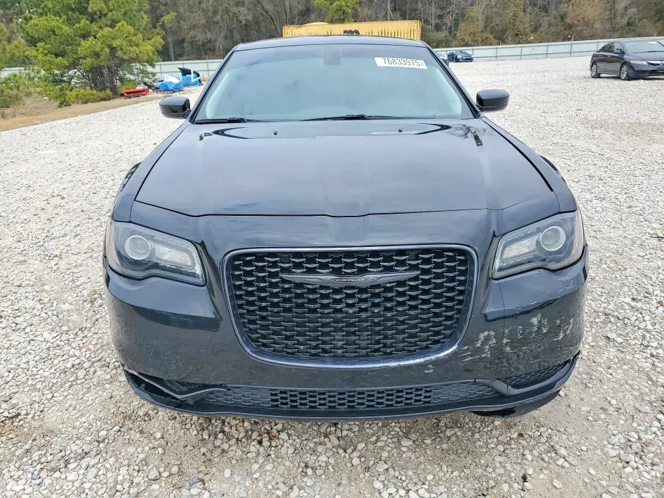 2022 CHRYSLER 300 TOURING  