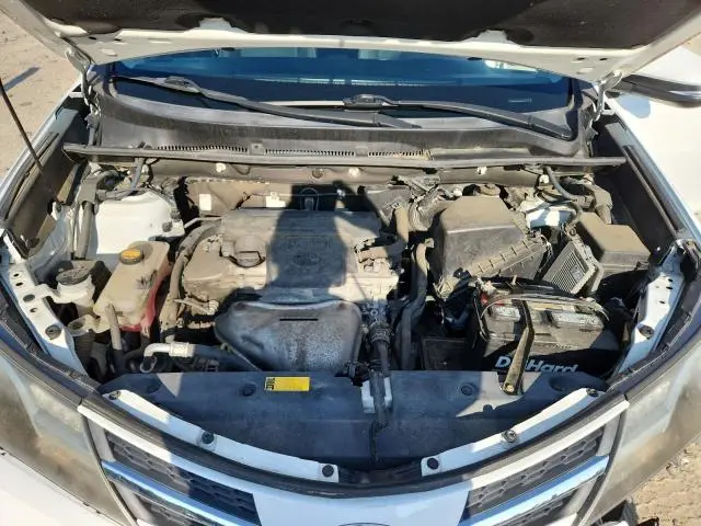 2013 TOYOTA RAV4 XLE  