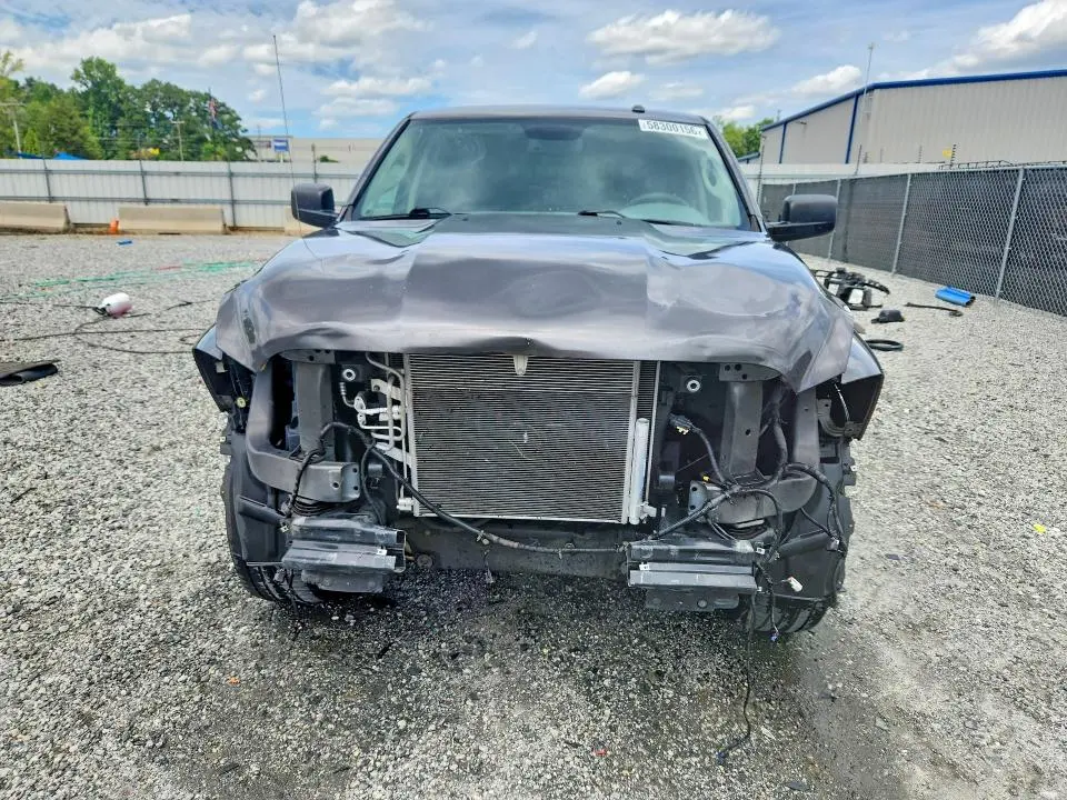 2016 RAM 1500 ST  