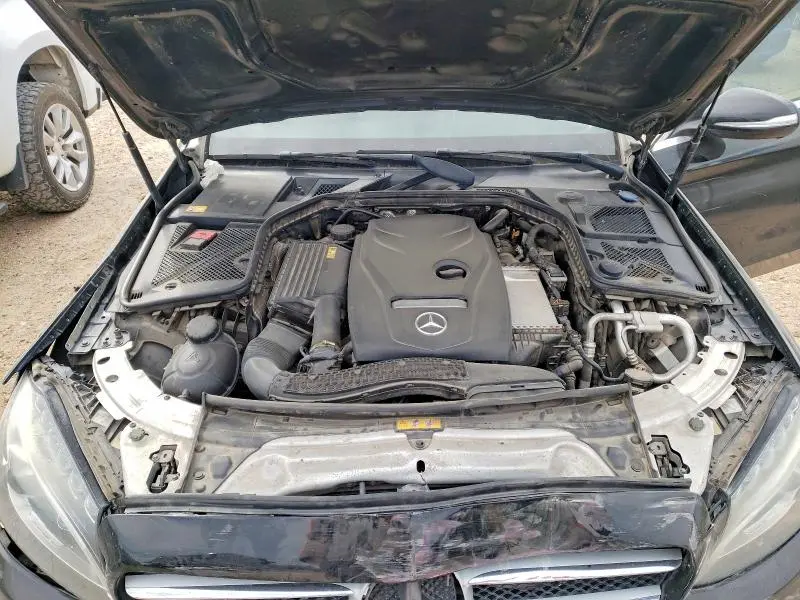 2015 MERCEDES-BENZ C 300  