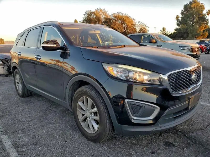 2018 KIA SORENTO LX  