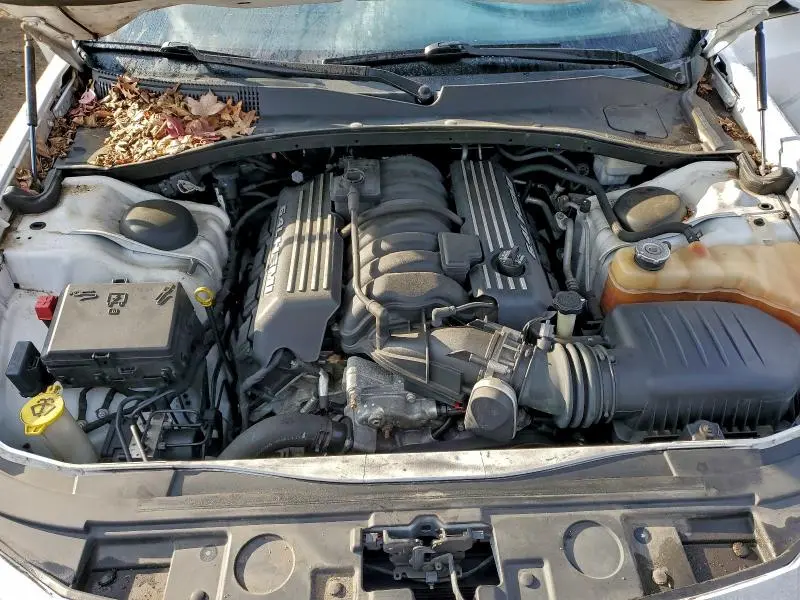 2012 CHRYSLER 300 SRT-8  
