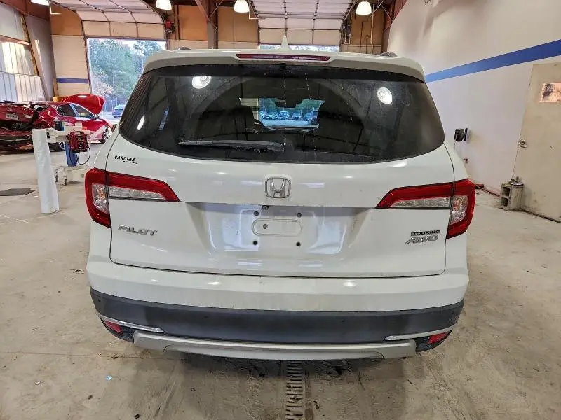2019 HONDA PILOT TOURING  