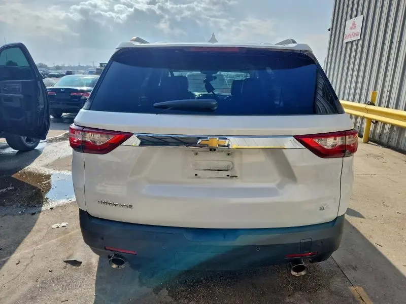 2021 CHEVROLET TRAVERSE LT  