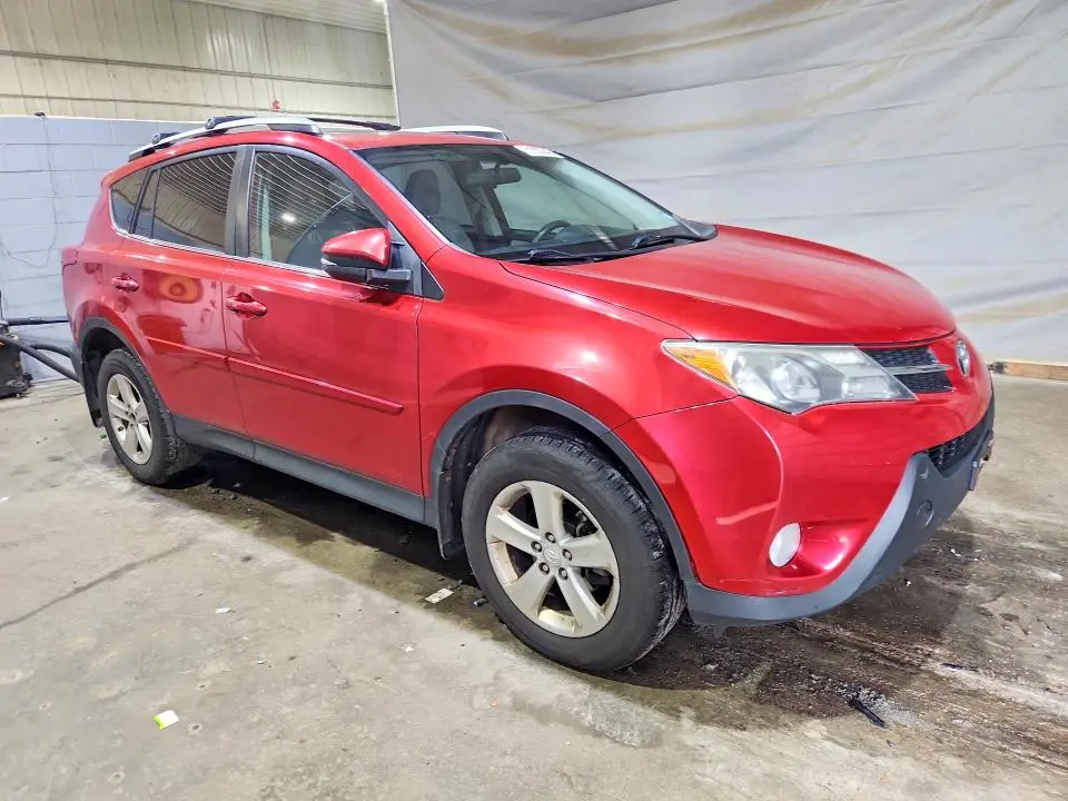 2014 TOYOTA RAV4 XLE  
