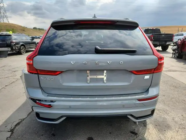 2024 VOLVO XC60 PLUS  